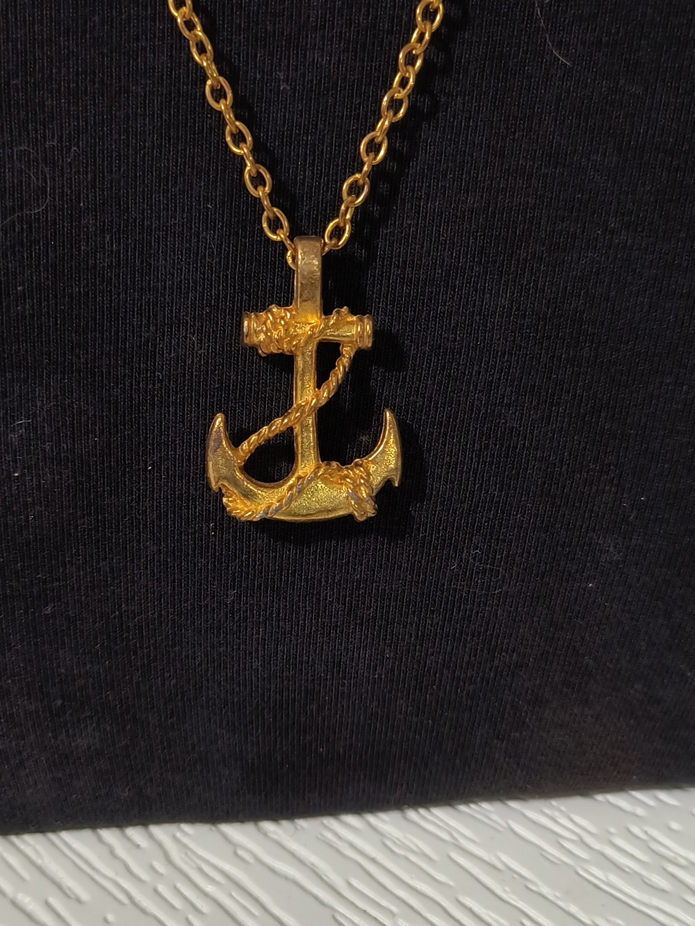 Gold Anchor Pendant Necklace - Women